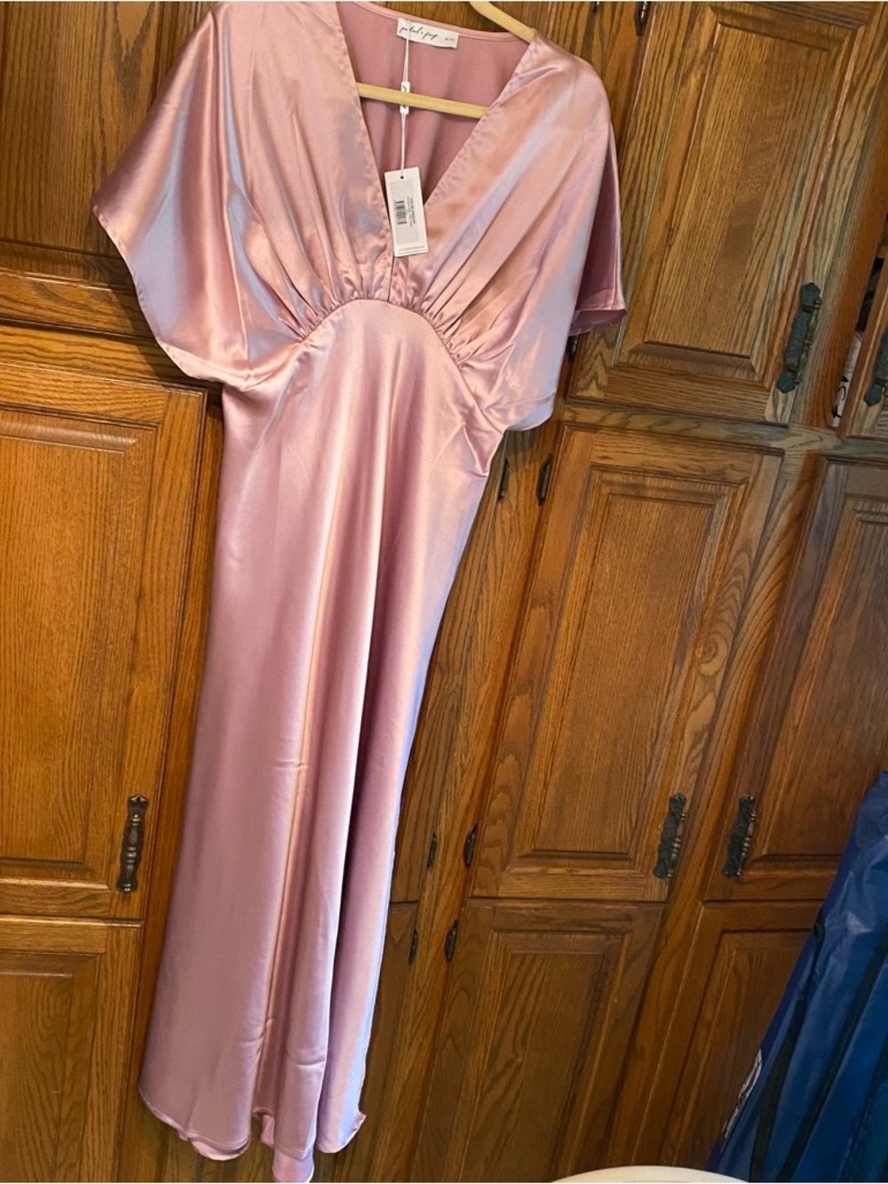 Dusty Rose Satin Maxi Dress with V-Neck by Pistola